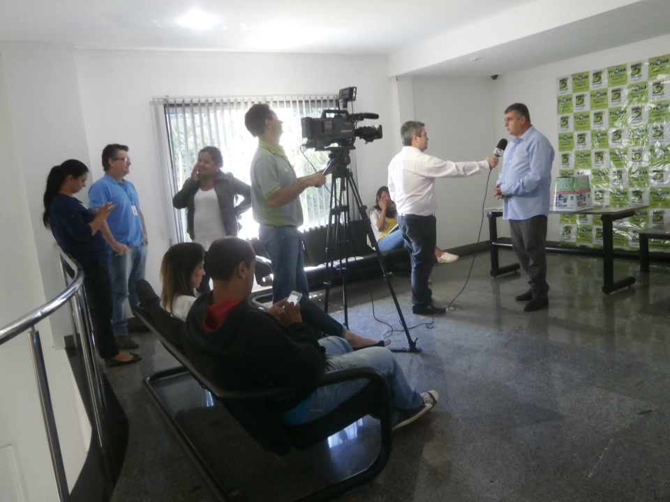 Candidatos confirmam entrevistas na Três Lagoas FM