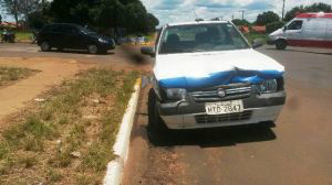 Carro da prefeitura se envolve em acidente no bairro Vila Alegre