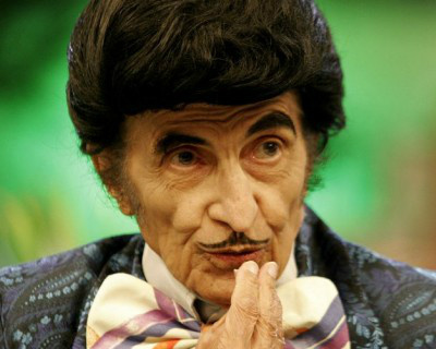 Morre o humorista Jorge Loredo, criador do Zé Bonitinho, 89