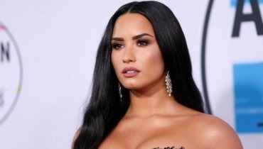 Demi Lovato divulga carta aberta sobre luta contra as drogas