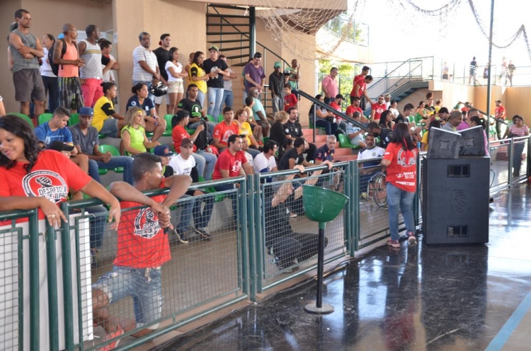 Confira fotos do 38º Campeonato Brasileiro Interclubes de Luta de Braço