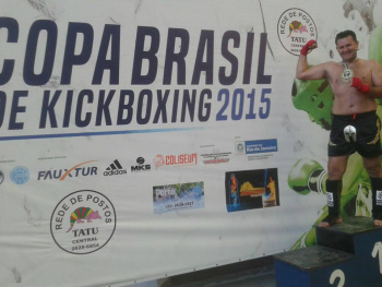Trêslagoenses são destaque em campeonatos de Boxe e Kickboxing