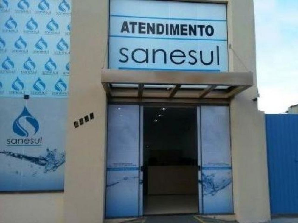 O sistema de abastecimento de água deverá ser normalizado a partir das 23 horas do mesmo dia.