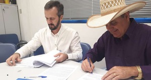 Convênio com Caixa Econômica Federal traz mais asfalto a Três Lagoas. Valores foram viabilizados por senadores e deputados.