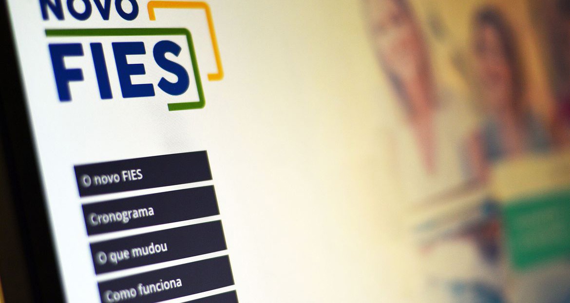 BB lança renegociação de parcelas do Fies em atraso A instituição financeira lançou um programa que prevê descontos de 25% a 100% nos juros de mora