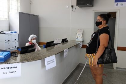 RECESSO DE FINAL DE ANO – Clínicas e Postos de Saúde atendem normalmente até o meio dia da véspera de Natal e Ano Novo RECESSO DE FINAL DE ANO – Clínicas e Postos de Saúde atendem normalmente até o meio dia da véspera de Natal e Ano Novo
