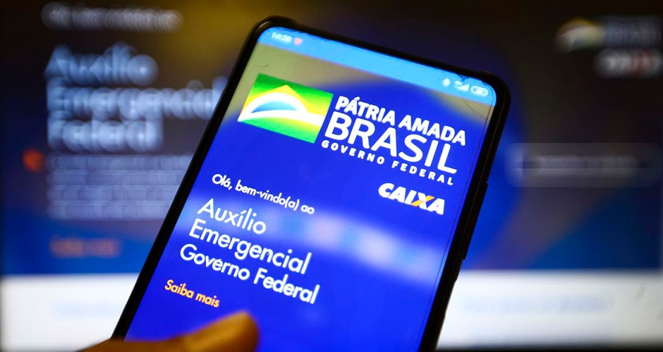 Nascidos em abril, que fazem parte dos ciclos 5 e 6, podem sacar ou transferir valor