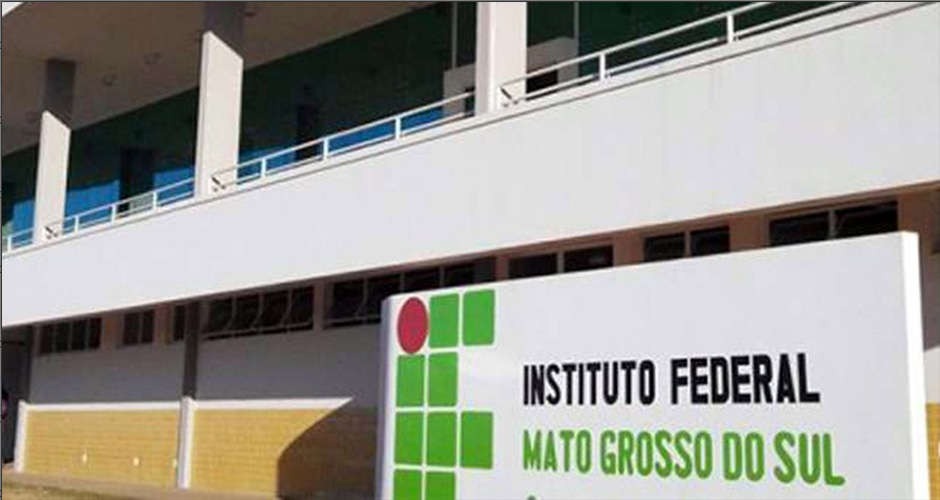 São ofertadas 1.080 vagas para os cursos de Espanhol, Inglês, Operador de Computador e Vendedor em 14 cidades