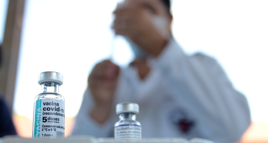 Liberada 4ª dose para pessoas com imunossupressão em Três Lagoas Pacientes com alto grau de imunossupressão podem procurar os postos de imunização