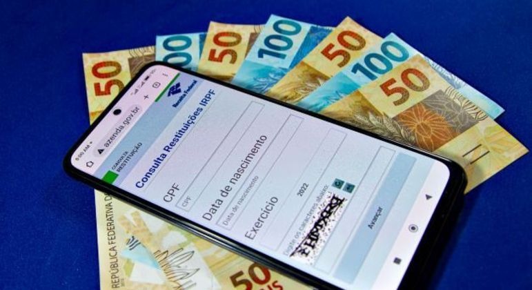 Lote vai contemplar 4,4 milhões de contribuintes com um total de R$ 6 bilhões, que serão pagos no dia 31